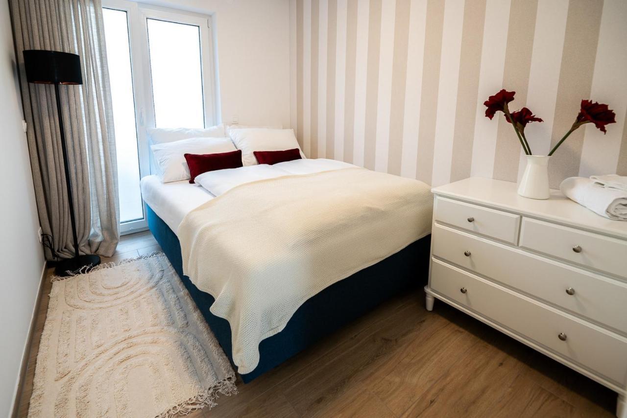 Apartments Kras 24 With Pool Sežana Esterno foto