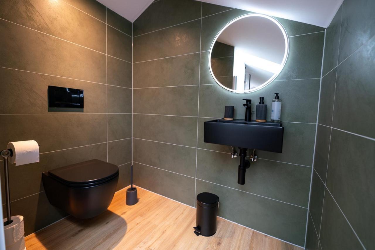 Apartments Kras 24 With Pool Sežana Esterno foto