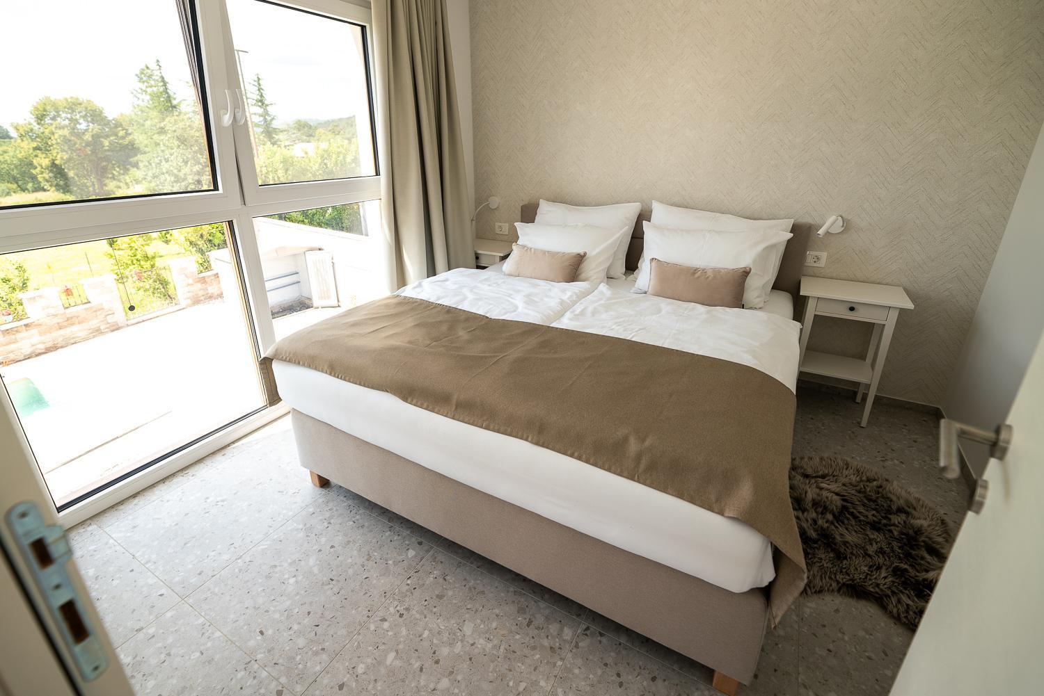Apartments Kras 24 With Pool Sežana Esterno foto